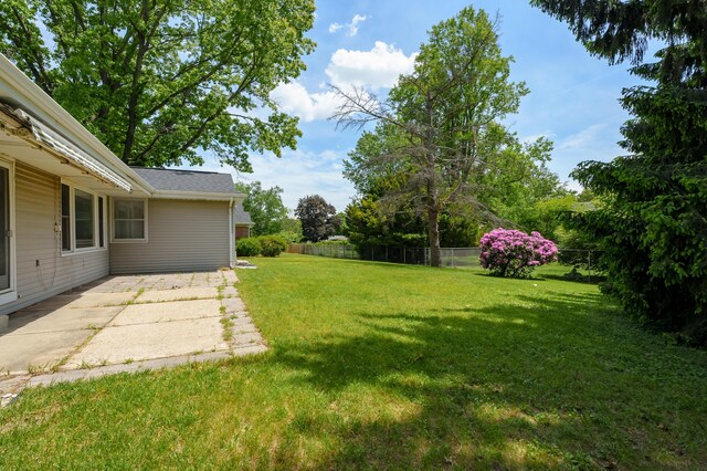 313 W Kilgore Rd, Portage, MI 49002 - view of yard with a patio area