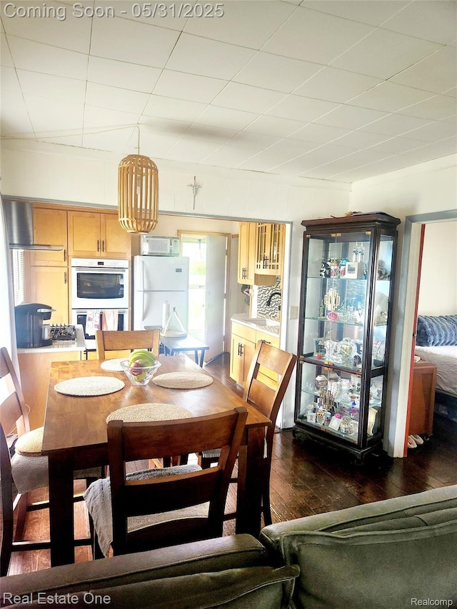 1094 Lakeview St, Waterford, MI 48328 - photo 7