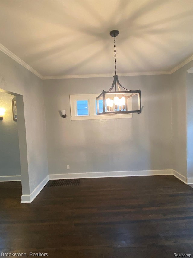 444 E Maplehurst St, Ferndale, MI 48220 - spare room with dark wood-style flooring, baseboards, a chandelier, and ornamental molding