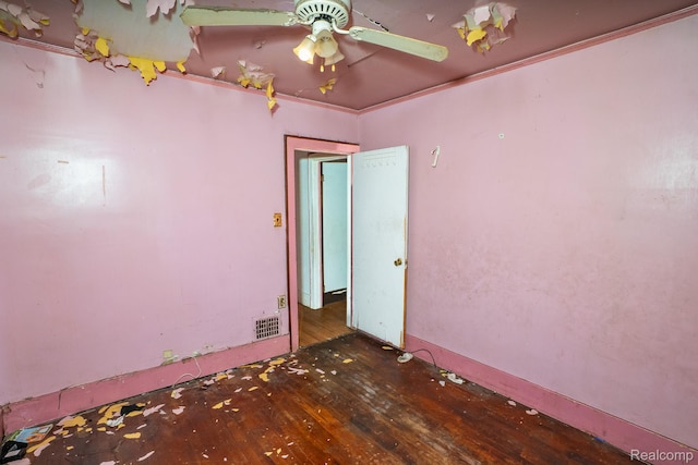 12151 Corbett St, Detroit, MI 48213 - empty room with wood finished floors, ceiling fan, and ornamental molding
