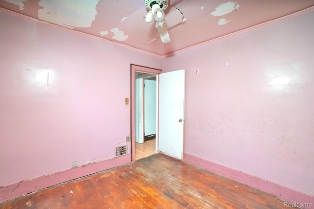 12151 Corbett St, Detroit, MI 48213 - unfurnished room featuring wood finished floors, crown molding, and a ceiling fan