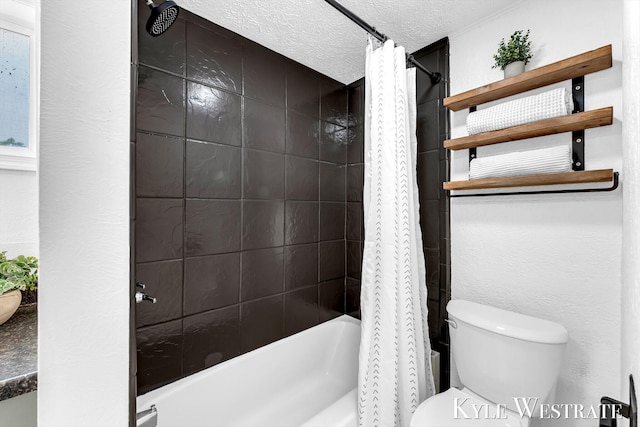 810 James St, Belding, MI 48809 - full bathroom with shower / bath combination with curtain, toilet, and a textured ceiling
