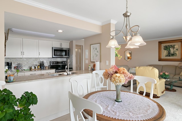 824 Cliffs Dr E Unit 304, Ypsilanti, MI 48198 - dining space featuring crown molding