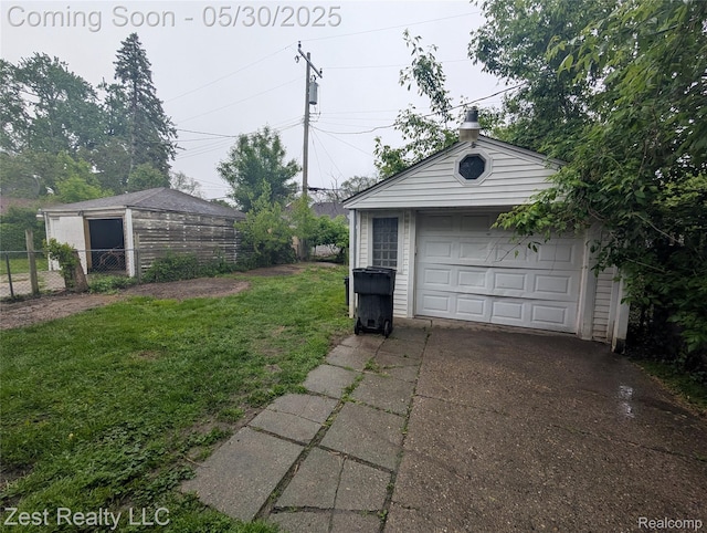15340 Heyden St, Detroit, MI 48223 - detached garage featuring concrete driveway