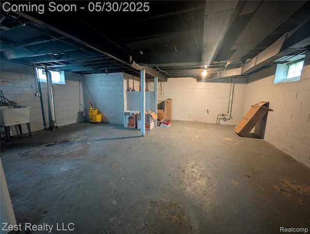 15340 Heyden St, Detroit, MI 48223 - basement featuring a sink
