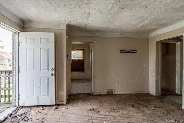 601 Alameda St, Highland Park, MI 48203 - photo 5