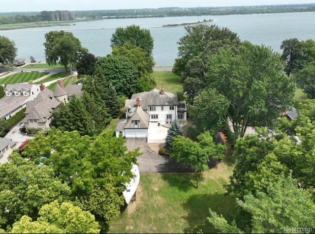 25490 E River Rd, Grosse Ile, MI 48138 - view of subject property with a nearby body of water