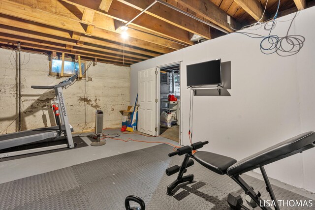 639 College Ave NE, Grand Rapids, MI 49503 - view of workout room