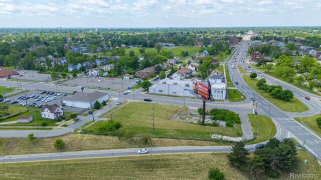13300 Woodrow Wilson St, Detroit, MI 48238