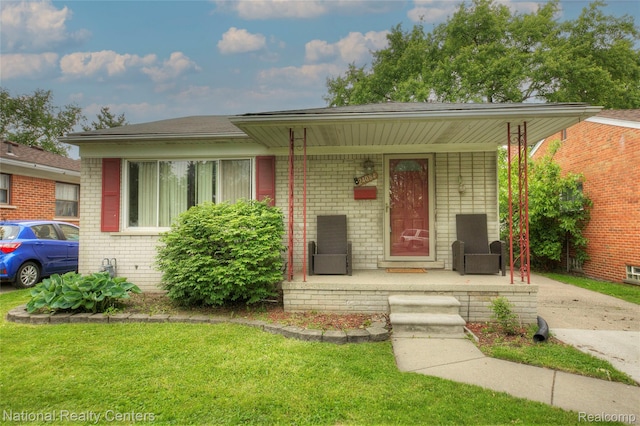 24084 Currier St, Dearborn Heights, MI 48125 - photo 2