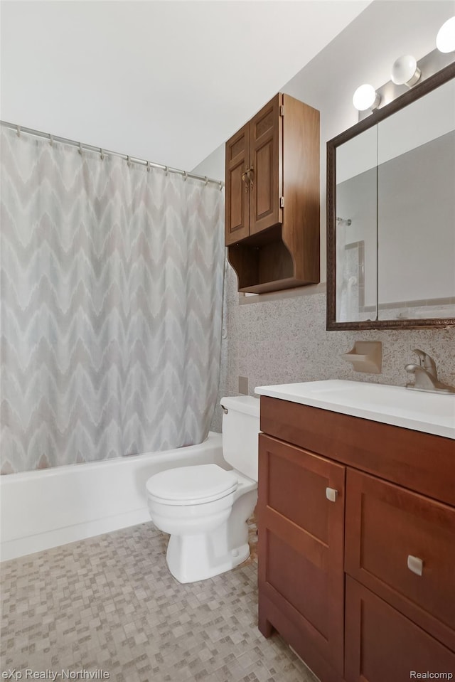 37923 Howell St, Livonia, MI 48154 - bathroom with vanity, toilet, and shower / tub combo with curtain