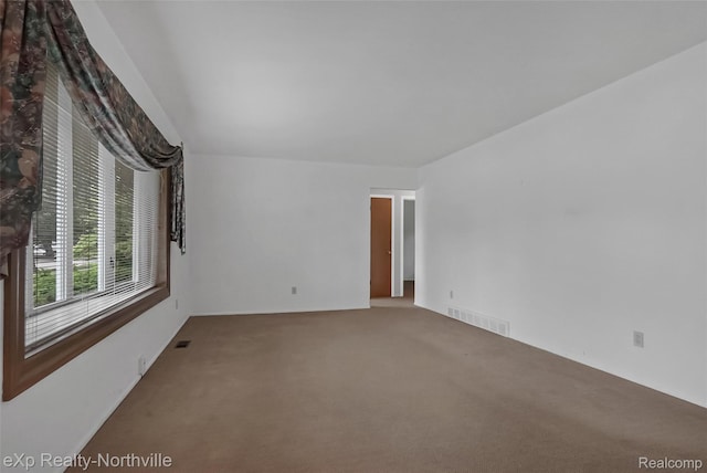 37923 Howell St, Livonia, MI 48154 - view of carpeted spare room