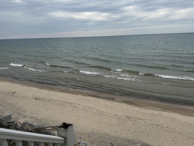31 Mohawk Trl, New Buffalo, MI 49117 - water view with nearby beach