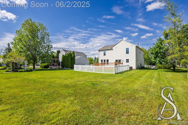 6420 Crestview Dr, Holly, MI 48442 - view of yard