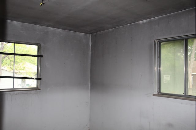 1609 Ohio Ave, Flint, MI 48506 - view of spare room