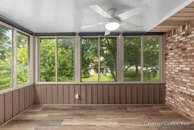 2870 S Wentward Ct, Hudsonville, MI 49426 - unfurnished sunroom with a ceiling fan