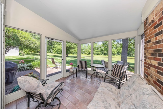 29832 High Valley Ct, Farmington Hills, MI 48331 - sunroom with vaulted ceiling