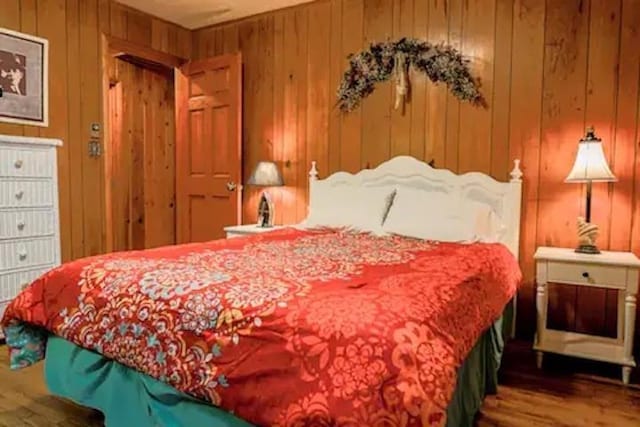 2401 J Maddy Pkwy, Interlochen, MI 49643