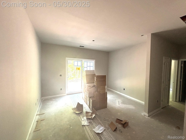 120 Whispering Pines Dr, Fenton, MI 48430 - empty room with baseboards