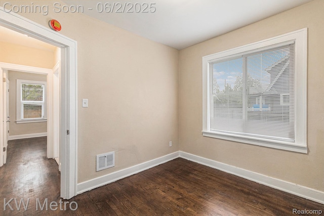 5025 Somerset Ave, Detroit, MI 48224 - spare room featuring dark wood-style flooring and baseboards