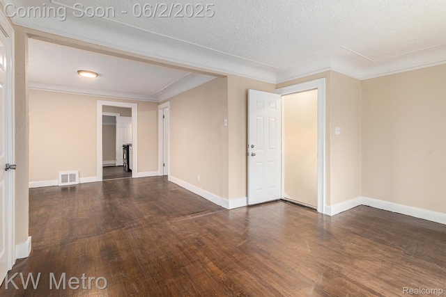 5025 Somerset Ave, Detroit, MI 48224 - empty room with crown molding, wood finished floors, baseboards, and a textured ceiling