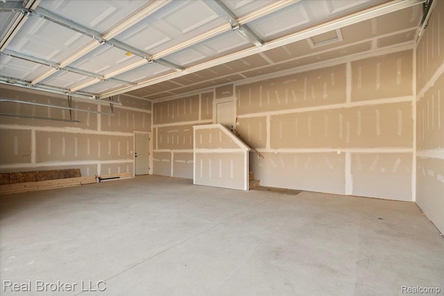 35704 Addison Dr, New Baltimore, MI 48047 - view of garage