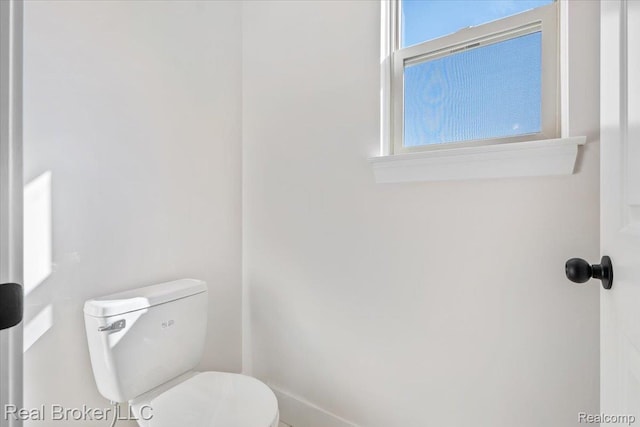 35704 Addison Dr, New Baltimore, MI 48047 - bathroom with toilet