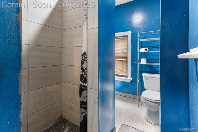 5839 Mcmillan St, Allen Park, MI 48209 - full bath featuring toilet