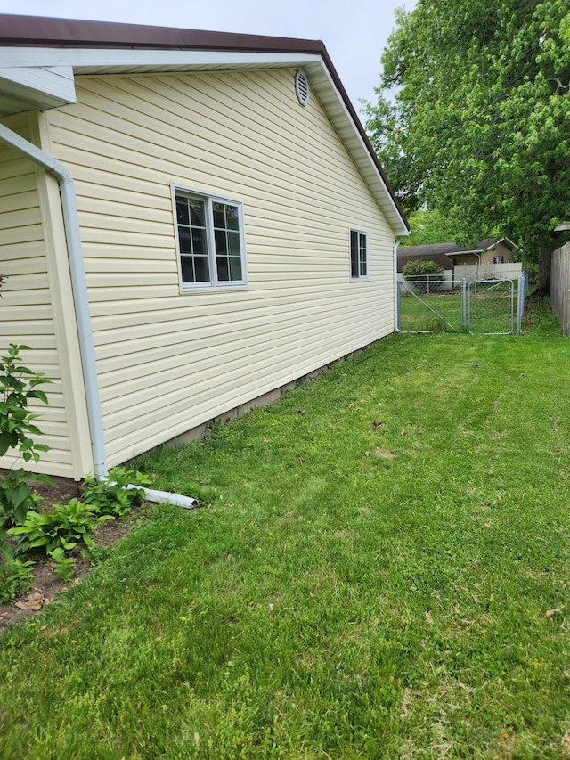 179 W State St, Coldwater, MI 49036 - view of side of home