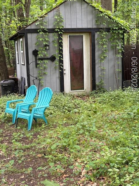 5844 Crandall Rd, Howell, MI 48855 - view of shed