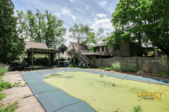 301 Sligh Blvd NE, Grand Rapids, MI 49505 - view of home's community featuring a pergola