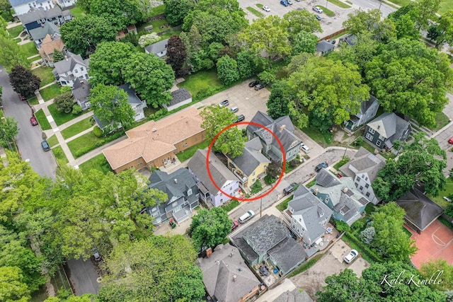 232 Oakley Pl NE, Grand Rapids, MI 49503 - aerial view of residential area
