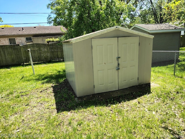 23725 Bredow Ave, Brownstown, MI 48174 - photo 34