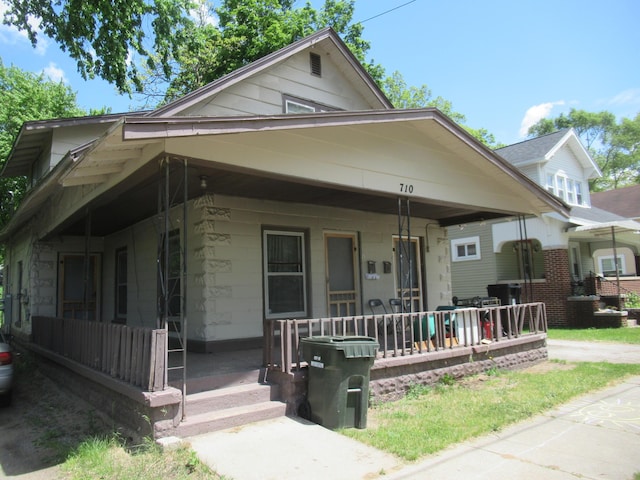 710 Cattawba Ave, Muskegon, MI 49442 - view of front of home featuring covered porch