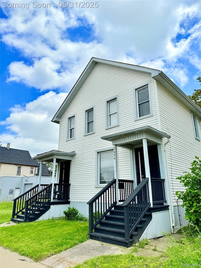 3648 Mack Ave, Hamtramck, MI 48207 - view of front of property featuring a front yard