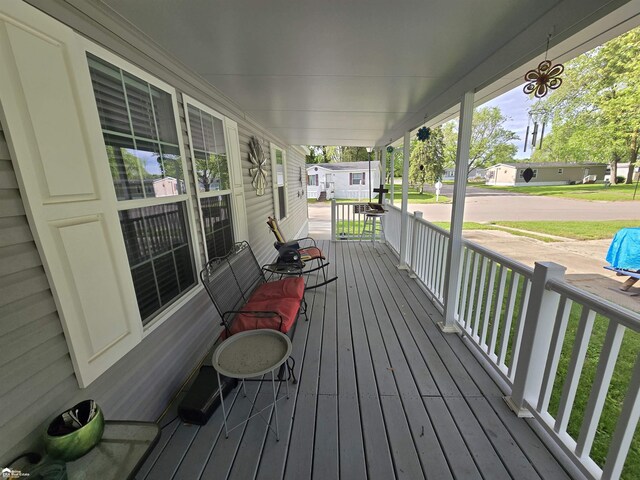4101 S Sheridan Rd, Lennon, MI 48449 - view of wooden porch