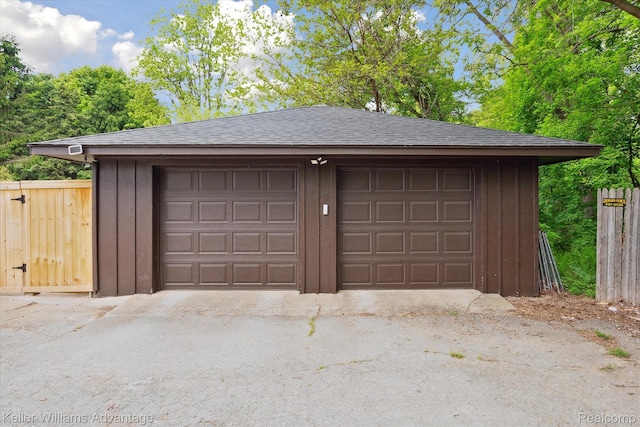 58540 Grand River Ave, New Hudson, MI 48165 - view of detached garage
