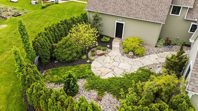 2928 Heeney Rd, Stockbridge, MI 49285 - view of green lawn