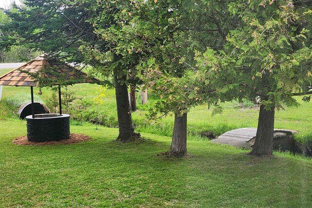 5693 E M 72, Williamsburg, MI 49690