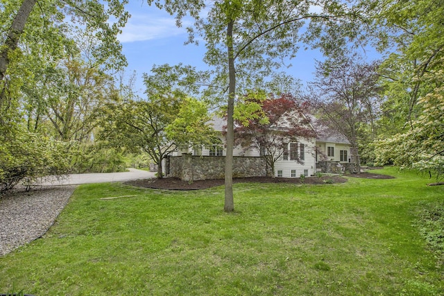 3113 Miller Rd, Ann Arbor, MI 48103 - view of grassy yard