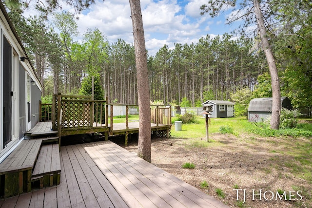 3010 E 96th St, Newaygo, MI 49337 - wooden deck with a lawn
