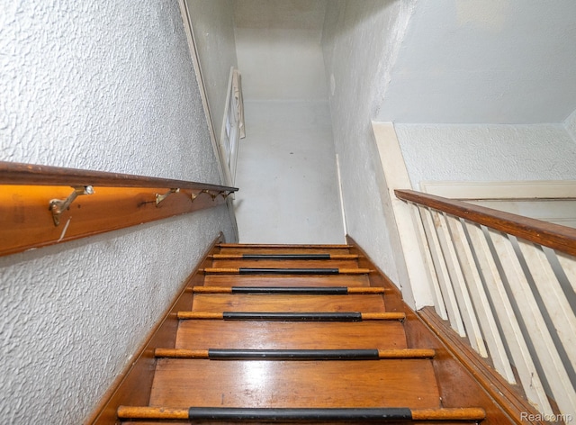 15859 Cloverlawn St, Detroit, MI 48238 - stairs featuring a textured wall