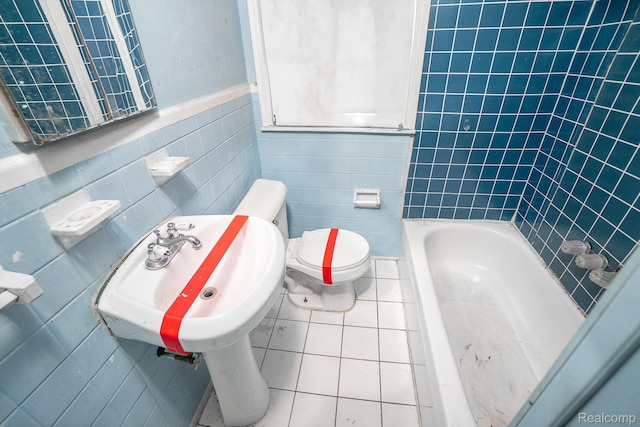 15859 Cloverlawn St, Detroit, MI 48238 - bathroom featuring tile walls, a bath, tile patterned flooring, and a shower