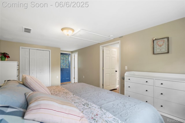6226 Rowley Blvd, Waterford, MI 48329 - bedroom with attic access and a closet