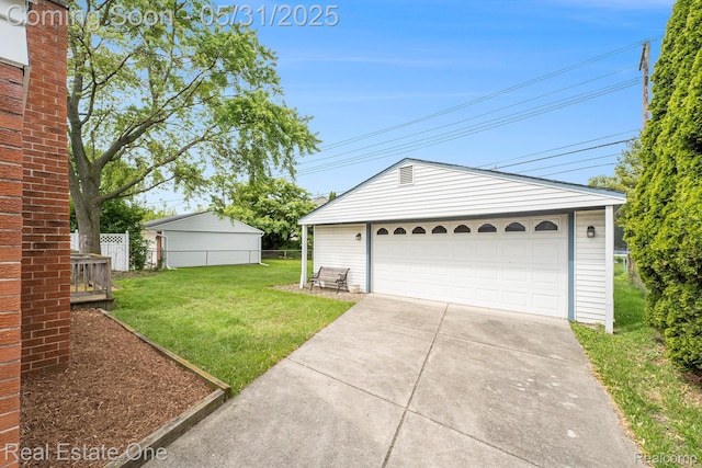 2809 Sparta Dr, Troy, MI 48083 - view of detached garage