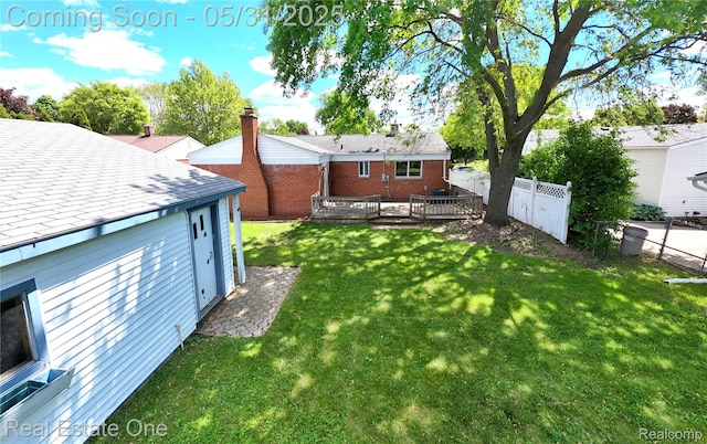 2809 Sparta Dr, Troy, MI 48083 - view of yard with a deck