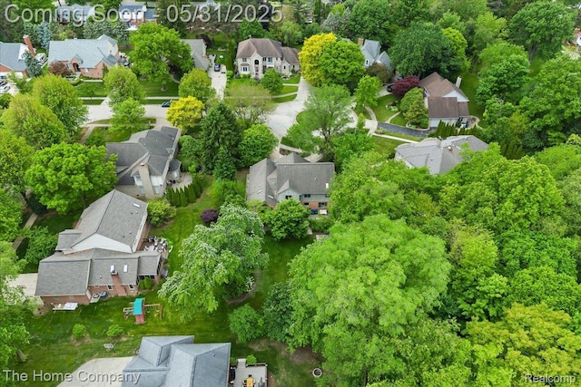 5182 Shady Creek Dr, Troy, MI 48085 - aerial view of property and surrounding area featuring nearby suburban area