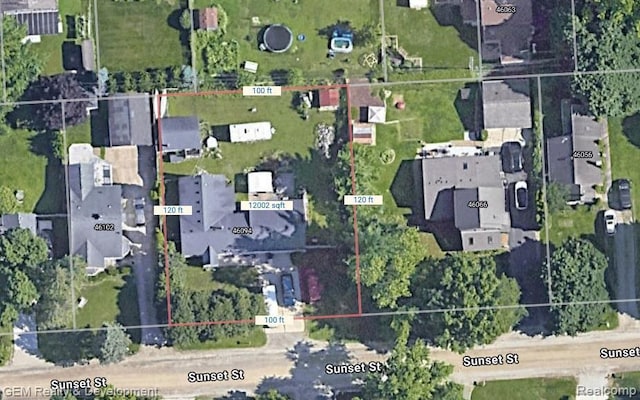 46094 Sunset St, Northville, MI 48167