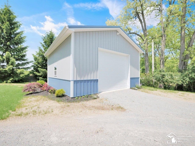 11963 Egan Hwy, Brooklyn, MI 49230 - detached garage with driveway