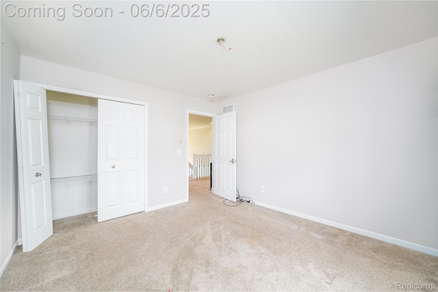 42105 Dorchester Ct, Clinton Township, MI 48038 - unfurnished bedroom featuring carpet, a closet, and baseboards